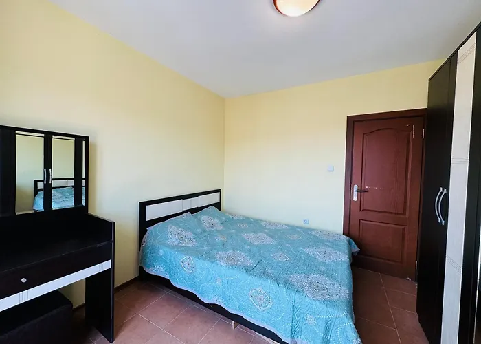 Amadeus I B31 Sunny *