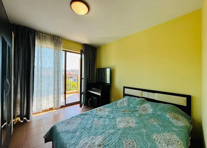 Amadeus I B31 Sunny Apartment